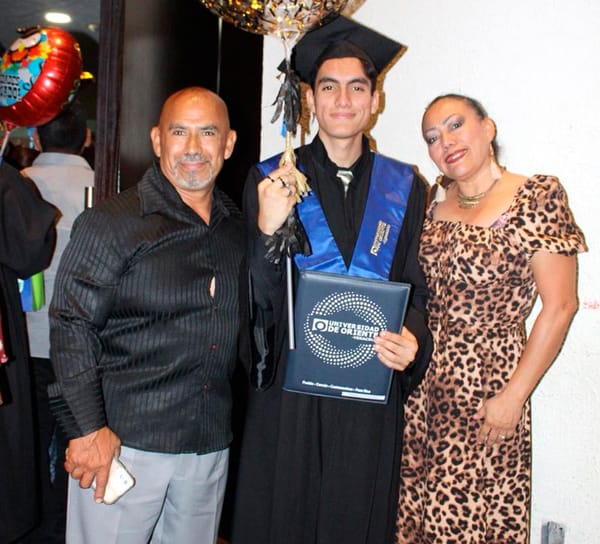 ¡FELICIDADES, ARQUITECTO YAMIL RENÉ ANDRADE SÁNCHEZ!