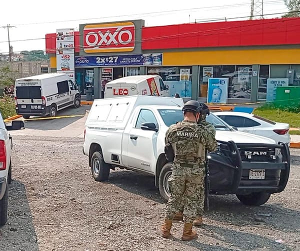 ¡ATACAN A CUSTODIO! - DEL PENAL DE TUXPAN