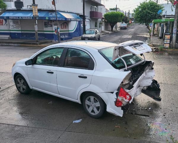 ¡CAFRE LE PEGA POR ATRÁS Y HUYÓ A TODA VELOCIDAD!