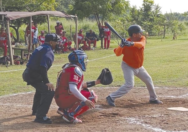 ¡EL PÁJARO EMPATA EN EL LIDERATO A LIGA VERACRUZANA!