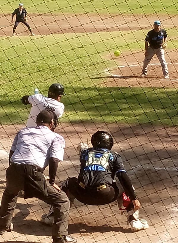 ¡LISTOS PARA EL INICIO DEL SOFBOL EN PLAYA DE VACAS!