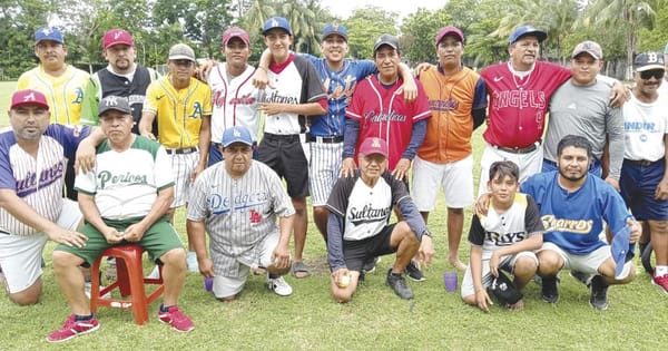 ¡TRIUNFOS DE SULTANES Y PALAPA EN LA PELOTA PLAYERO!