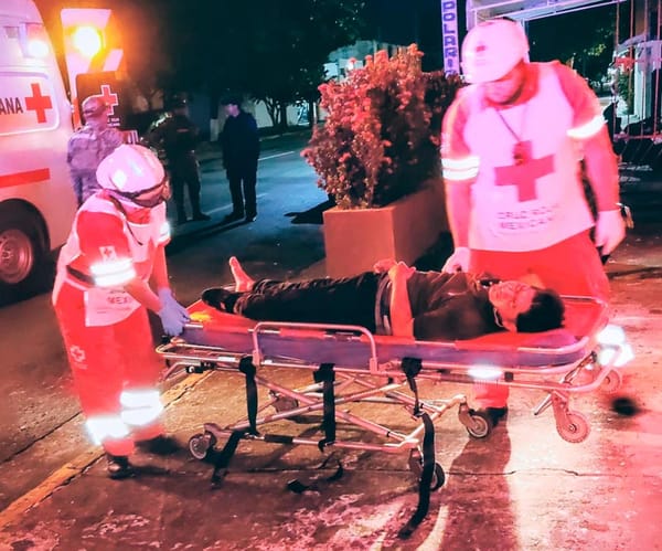 ¡“JINETE DE ACERO” SE IMPACTÓ CONTRA ESTRUCTURA METÁLICA!