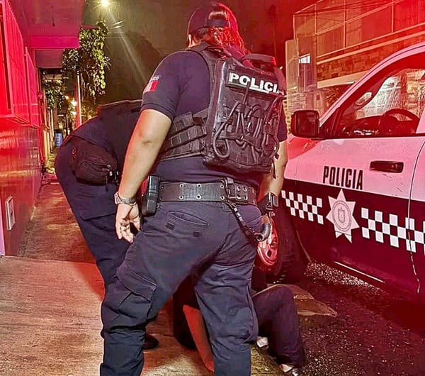 ¡SE LE METIÓ EL DEMOÑO A BORRACHITO!