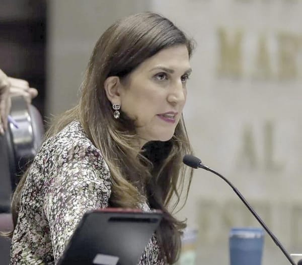 ¡KENIA LÓPEZ RINDE PROTESTA COMO PRESIDENTA DE SAN LÁZARO!