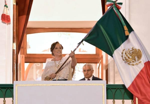 ¡NAHLE DE JAROCHA! - *Leyó las arengas y dijo que viva la 4T