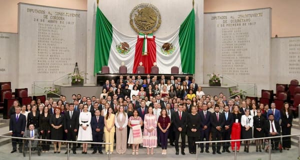 ¡YA HAY MAGISTRADOS! - PROTESTAN EN EL CONGRESO