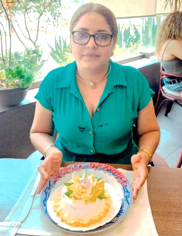 FELICITACIONES PARA VALENTINA