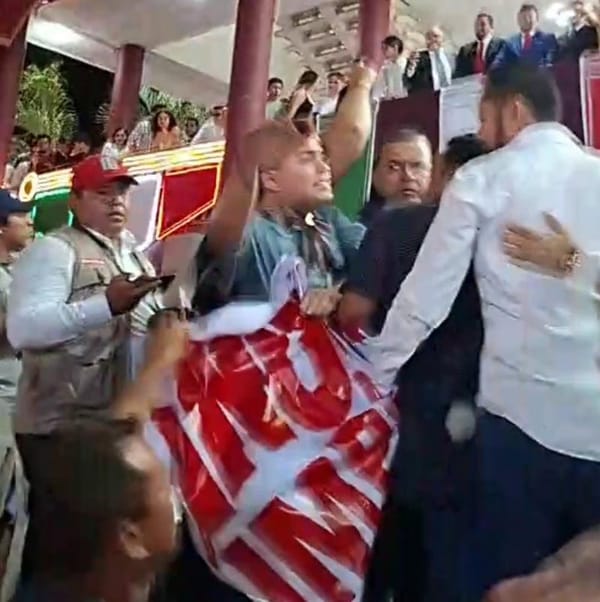 ¡PUROS PIQUETES! - HASTA CACHETADAS GUAJOLOTERAS