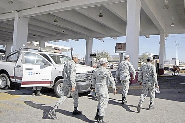¡VOLVERÁN CIVILES A LAS ADUANAS!
