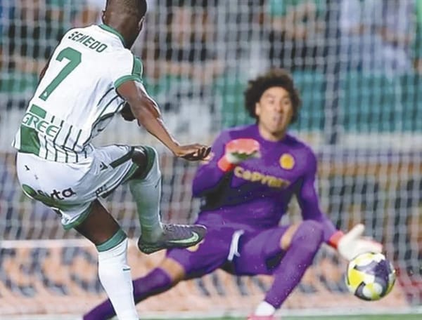 ¡GOLEAN A OCHOA EN SU DEBUT CON EL AEL LIMASSOL DE CHIPRE!