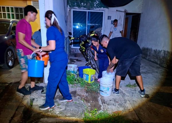 ¡VECINOS SOFOCARON INCENDIO EN VIVIENDA DE FLORES DEL VALLE!