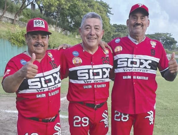 ¡MEDIAS BLANCAS Y EL PÁJARO, MANTIENEN CERRADA BATALLA!