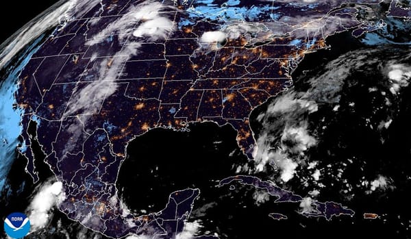 ¡TORMENTA "MARIO" MANDA MÁS NUBES Y LLUVIAS! - *"NORTECITO" CON RACHITAS; PERO EL CALOR NO AFLOJA.