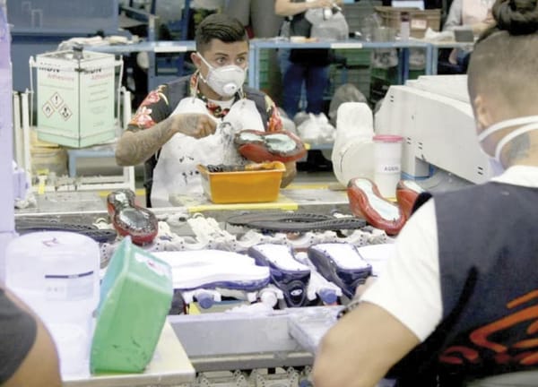 ¡EMPLEO EN PICADA CON SHEINBAUM!