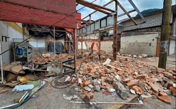 ¡TIRAN CASAS DEL SIGLO XIX!