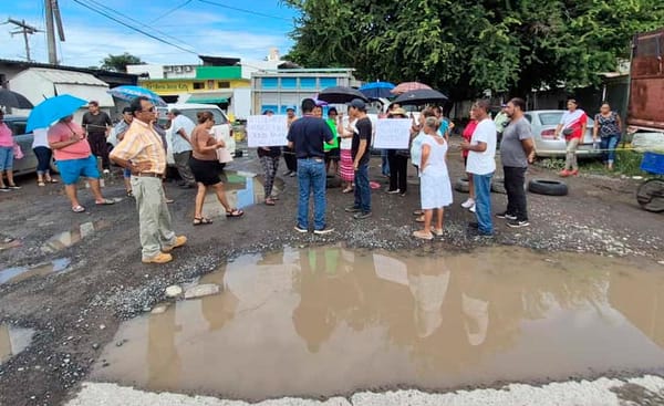¡YA SE “CALENTARON” VECINOS DE EL ROSARIO!