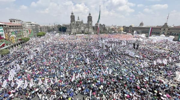 ¡CASA LLENA EN EL ZÓCALO! -EN EL SHEIBAUM FEST