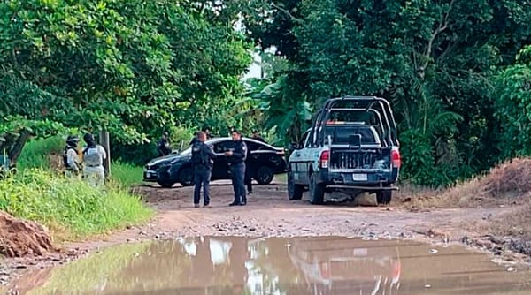 ¡COMERCIANTE FARMACEUTICO ASESINADO A BALAZOS! - FUE ACRIBILLADO CUANDO IBA A DEJAR A SU HIJA AL COLEGIO