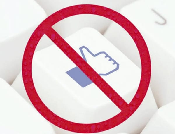 ¡ELIMINAN PÁGINA DE FACEBOOK QUE RASTREABA PRESENCIA DE ICE EN CHICAGO A PETICIÓN DEL GOBIERNO!