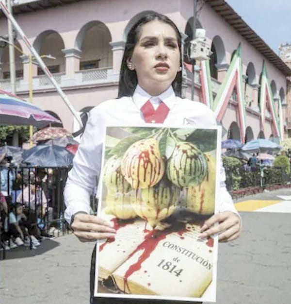 ¡PROTESTAN EN DESFILE POR EL CRIMEN DEL LÍDER DE LOS LIMONEROS!
