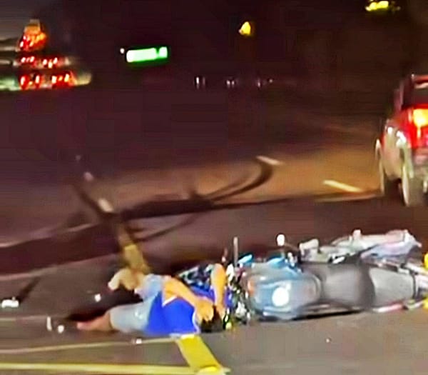 ¡CHUZA MORTAL EN LA CARRETERA!