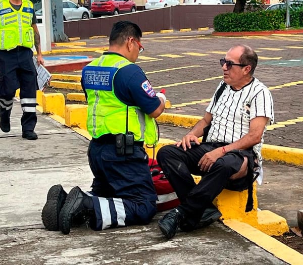¡SE LO TRAGÓ UN REGISTRO DE CFE!