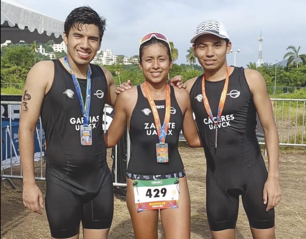 ¡PODIO NACIONAL PARA TRIATLETAS VERACRUZANOS EN EVENTO DE ACAPULCO!
