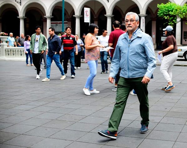 ¡CORREN A 100 TRABAJADORES!