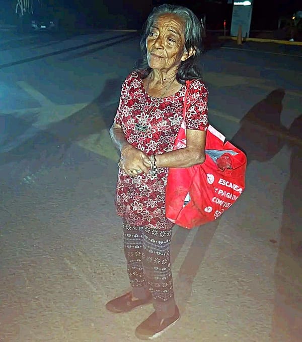 ¡SE PIERDE ABUELITA EN LA COLONIA CHALCHIHUECAN!