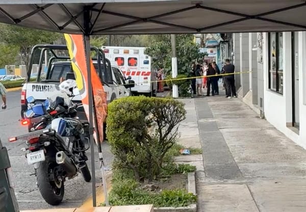 ¡MUERE NIÑO DE 6 AÑOS EN LOS BRAZOS DE SUS PADRES!