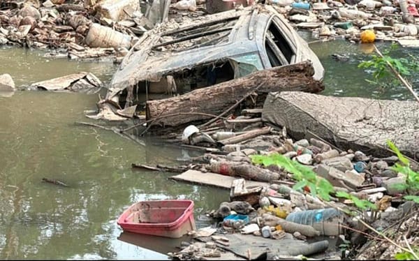 ¡SIGUEN HUNDIDAS! - EN POZA RICA