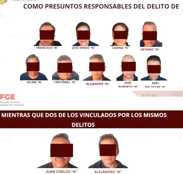 ¡SE QUEDAN LOS 11! - LOS POLICÍAS DE ATOYAC