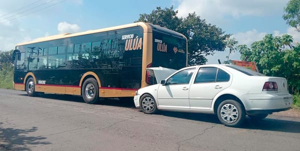 ¡CHOCAN OTROS DOS CAMIONES ULÚA!