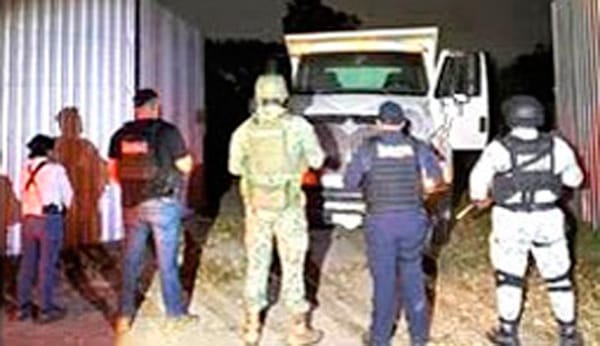 ¡RECUPERAN CAMIÓN DE VOLTEO CON REPORTE ROBO!