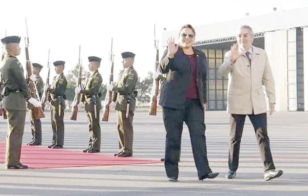 ¡LLEGA PRESIDENTA DE HONDURAS A CDMX PARA REUNIÓN CON CSP!