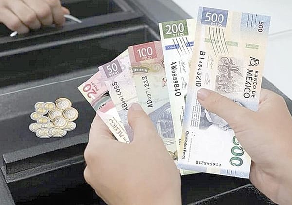 ¡PREVÉ BANAMEX ALZA DE 11% EN 2026 AL SALARIO MÍNIMO!