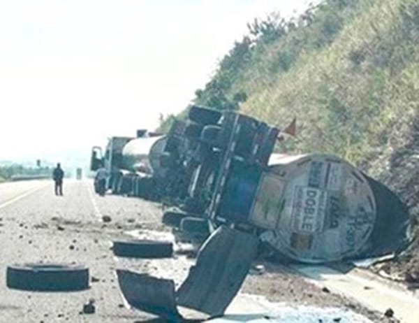 ¡SE DERRAMARON 25 MIL LITROS DE LECHE!