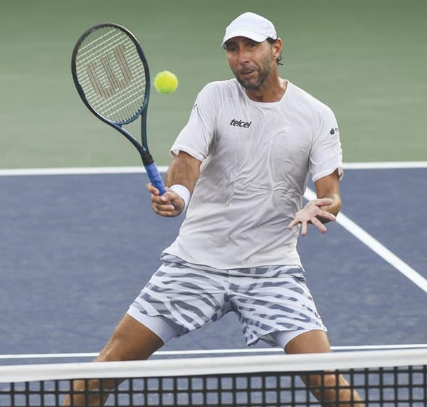 ¡SANTIAGO GONZÁLEZ ENTRA EN ACCIÓN EN GRECIA!