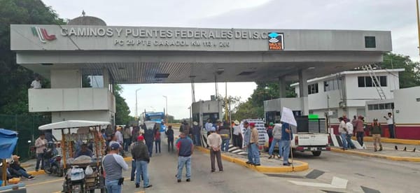 ¡TRUENAN CAÑEROS! - TOMAN CASETAS DE PEAJE