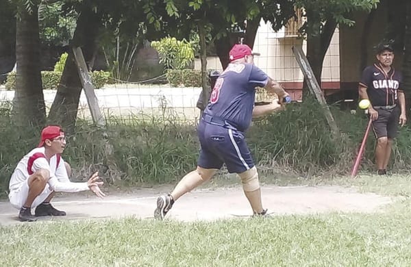 ¡EL PREDIO Y PALAPA MUÑECO LIGAN TRES TRIUNFOS!