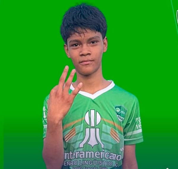 ¡IVAMAR GOLEA 5-0 A REBAÑO CHIVAS!