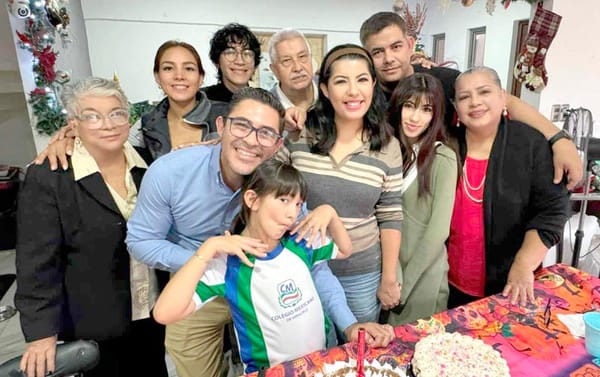 CELEBRACIÓN PARA TAYLI JIMÉNEZ CHANG DE HERNÁNDEZ