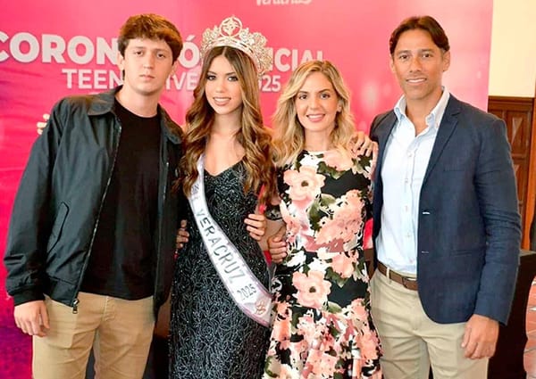 FÁTIMA RAMÍREZ AUDE NUEVA MISS TEEN UNIVERSE VERACRUZ 2025