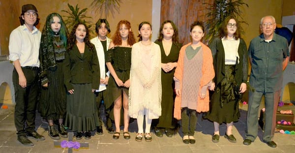 PRESENTAN “ENTRE ÁNIMAS”, TEATRO E HISTORIAS DEL MÁS ALLÁ