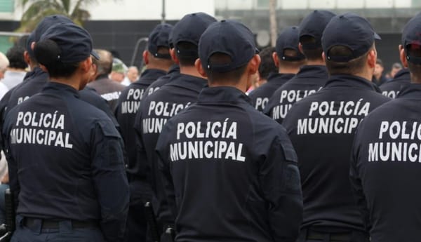 ¡ASALTAN BODEGA AURRERA EXPRESS EN TARIMOYA!