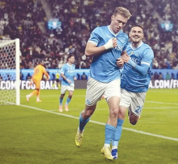 ¡NÁPOLES ELIMINA AL MILAN DE LA SUPERCOPA DE ITALIA!