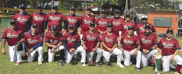 ¡TRIUNFOS DE POLLOS, NOTARIA Y DRAGONES!