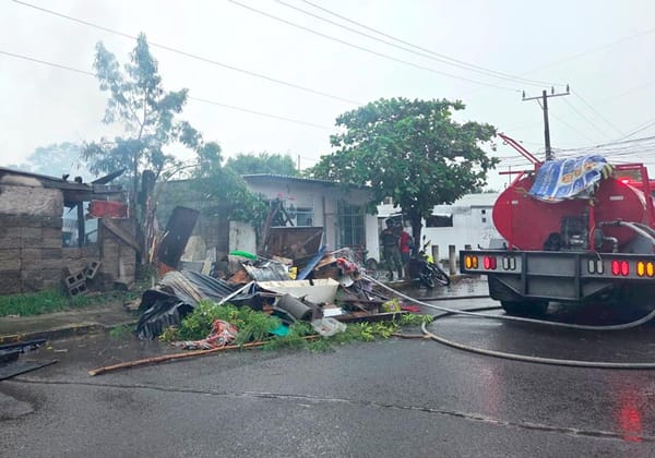 ¡ABUELITO PEPENADOR PIERDE SU CASITA POR VORAZ INCENDIO!