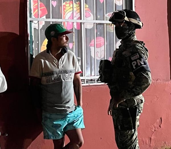 ¡AGARRAN A VECINO RIJOSO Y VICIOSO!